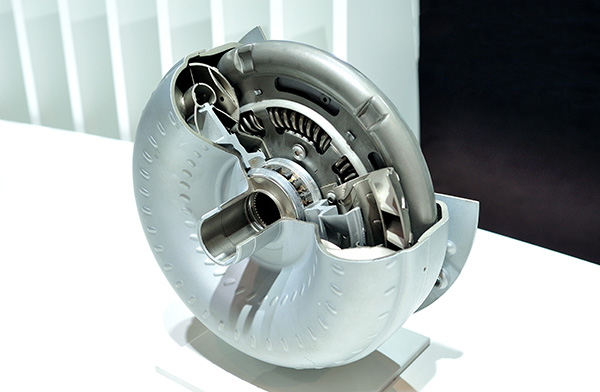 How Does a Torque Converter Shift Gears in an Automatic Transmission?